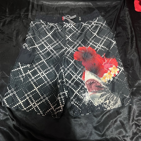 kids swimming trunks shark - Picture 1 of 4